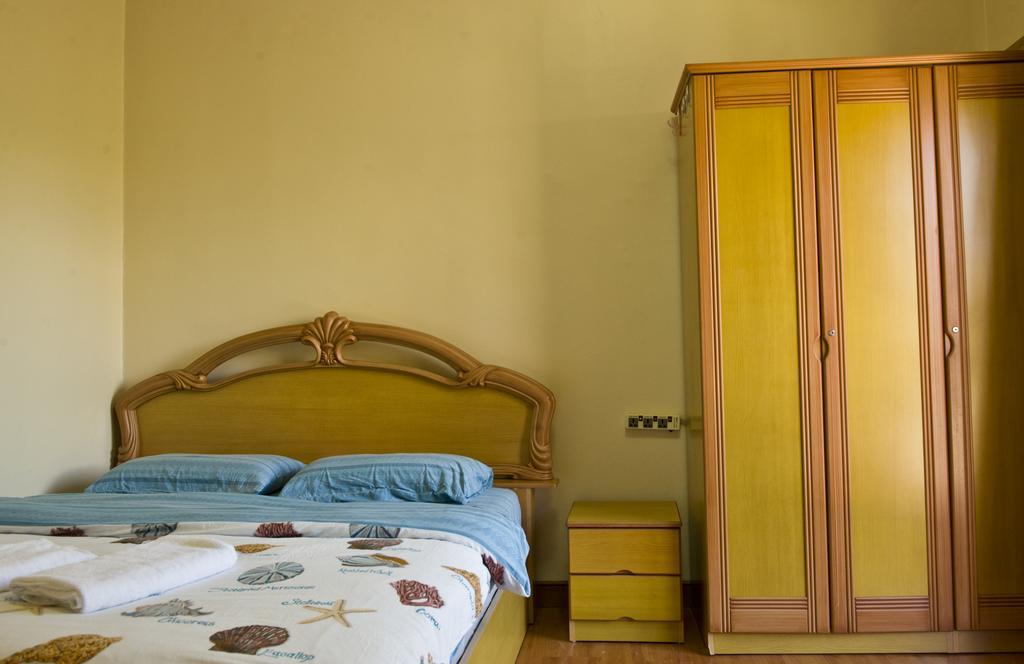 Apartamento Nana Marina Court Kota Kinabalu Exterior foto