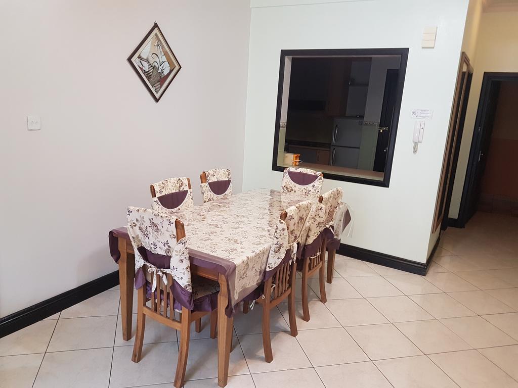 Apartamento Nana Marina Court Kota Kinabalu Exterior foto